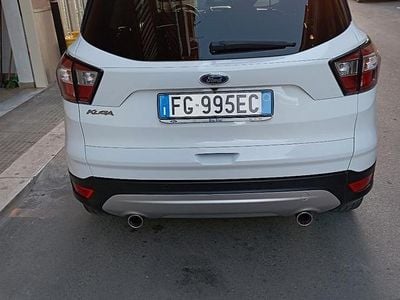 Bianco Usata 2017 Ford Kuga SUV | 13.499 € (Buon prezzo)