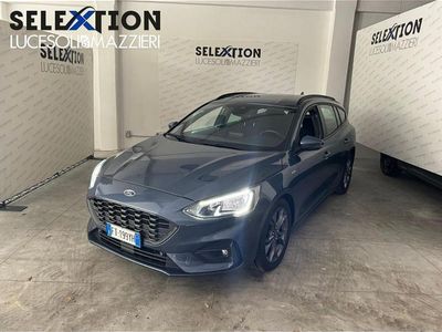 Usata Ford Focus ST-Line 120 CV (88 kW) 2019 Blu Station wagon