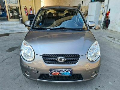 usata Kia Picanto 1.0 benzina x neopatentati