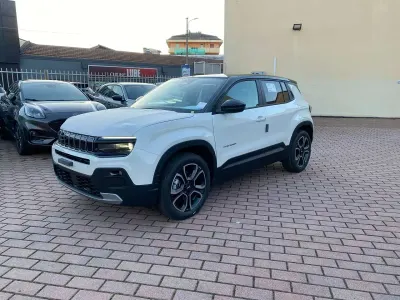 Nuevo Jeep Avenger Summit 101 CV (74 kW) 2026 Blanco SUV