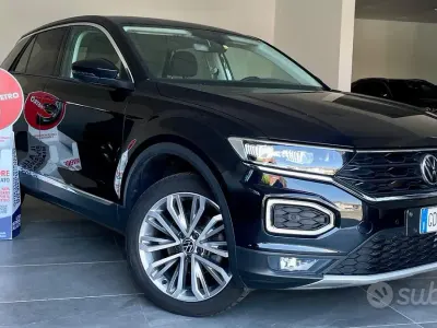 Usata VW T-Roc Advance 150 CV (110 kW) 2020 Nero SUV