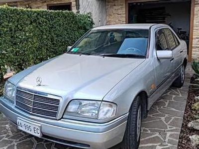 Mercedes C180