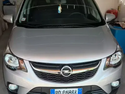 Usata Opel Karl Rocks 75 CV (55 kW) 2018 Grigio Utilitaria