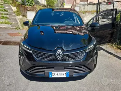 Usata Renault Clio V Techno 101 CV (74 kW) 2023 Nero Berlina