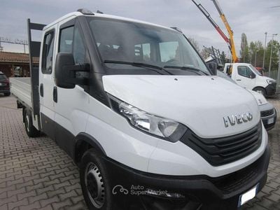 Usata Iveco Daily 116 CV (85 kW) 2023 Bianco Berlina