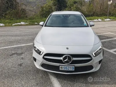 Usata Mercedes A180 136 CV (100 kW) 2020 Bianco Berlina