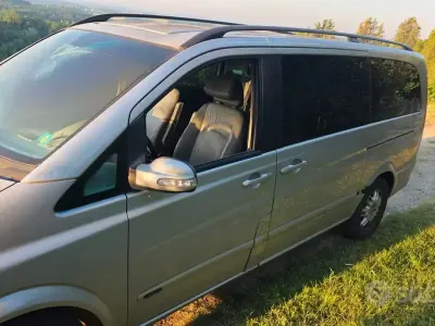 Usata Mercedes Viano 150 CV (110 kW) 2005 Grigio Monovolume