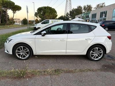 Usata Seat Leon Style 105 CV (77 kW) 2012 Bianco Berlina