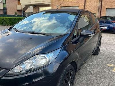 Usata Ford Fiesta Titanium 68 CV (50 kW) 2009 Utilitaria