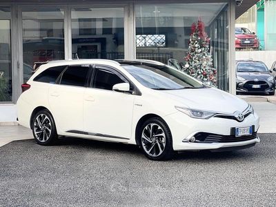 Bianco Usata 2018 Toyota Auris Hybrid Station wagon | 7900 €