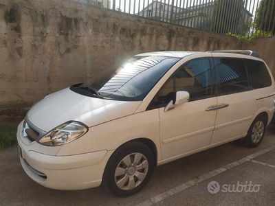 Citroën C8