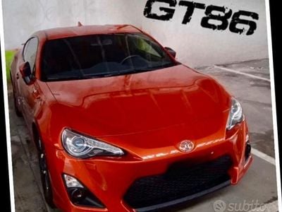 Usata Toyota GT86 GT 200 CV (147 kW) 2016 Arancione Coupé