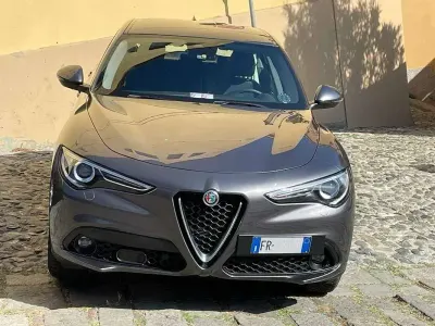 Usata Alfa Romeo Stelvio Executive 179 CV (131 kW) 2018 Grigio SUV