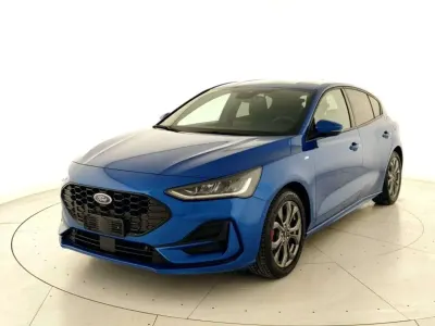 Usata Ford Focus ST-Line 125 CV (91 kW) 2022 Azzurra Berlina