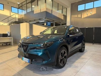 Usata Alfa Romeo Junior 61 kW (84 CV) 2025 Blu/azzurro SUV