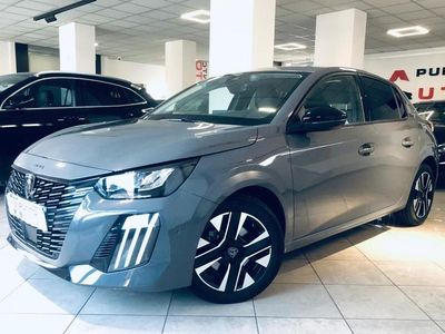 Usata Peugeot 208 Allure 101 CV (74 kW) 2024 Grigio Utilitaria