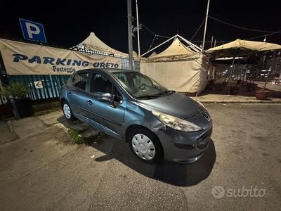 Usata Peugeot 207 70 CV (51 kW) 2007 Berlina