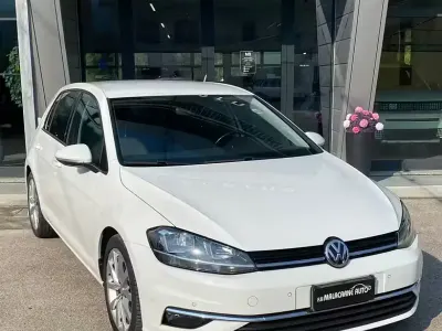 Usata VW Golf VII Highline 116 CV (85 kW) 2018 Bianco Berlina