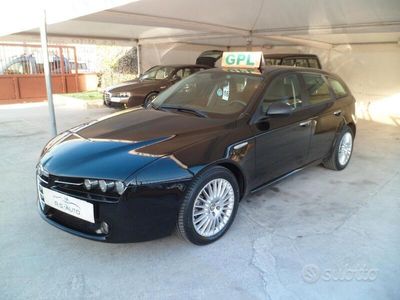 usata Alfa Romeo 159 2.2 JTS 16V sw solo km102000 full