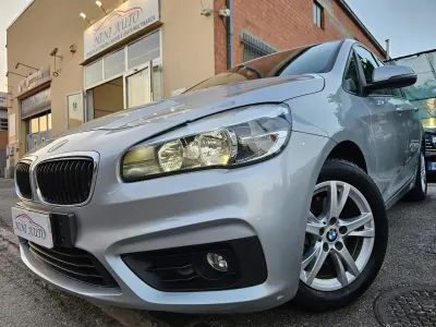 Usata BMW 216 Active Tourer Advantage 116 CV (85 kW) 2015 Argento Monovolume