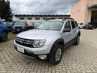 Usata Dacia Duster Ambiance 105 CV (77 kW) 2017 Grigio SUV