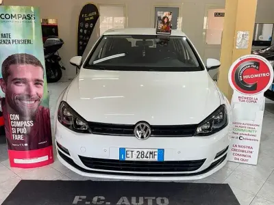 Second-hand VW Golf VII Comfortline 105 CP (77 kW) 2013 Alb Berlinǎ
