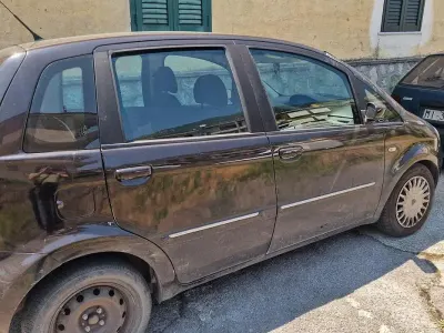 Usata Lancia Musa 90 CV (66 kW) 2006 Monovolume