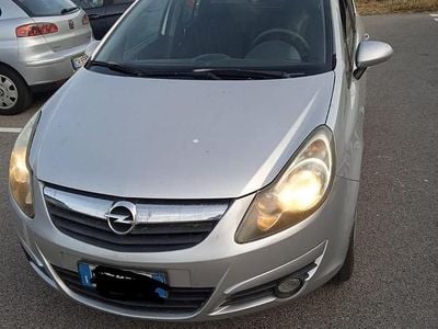 Usata Opel Corsa 69 CV (50 kW) 2010 Grigio Utilitaria