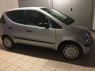 Usata Mercedes A160 Classic 75 CV (55 kW) 2001 Argento Berlina