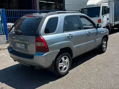 Usata Kia Sportage 140 CV (102 kW) 2006 Grigio SUV