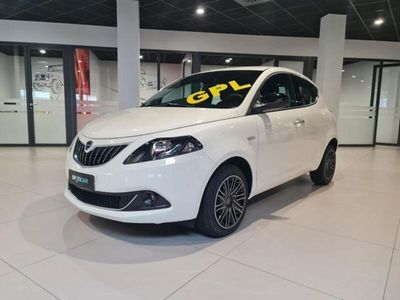 usata Lancia Ypsilon 1.2 69cv 5 porte GPL Gold