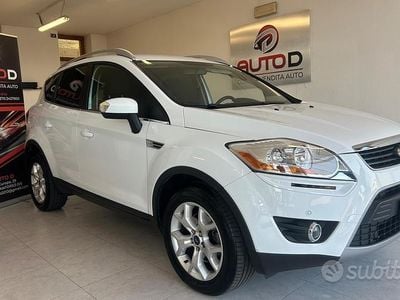 Begagnad Ford Kuga 140 HK (102 kW) 2012 Vit SUV