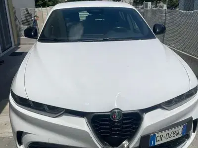 Usata Alfa Romeo Tonale Ti 160 CV (117 kW) 2023 Bianco SUV