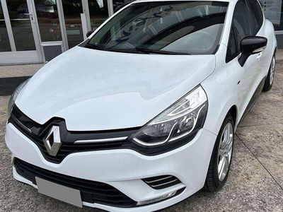 Usata Renault Clio IV Collection 75 CV (55 kW) 2018 Bianco Berlina