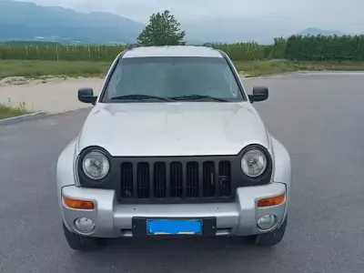 Usata Jeep Cherokee Limited 143 CV (105 kW) 2002 SUV