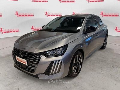 Usata Peugeot 208 Allure 101 CV (74 kW) 2025 Grigio Utilitaria