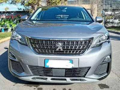 Usata Peugeot 3008 Allure 131 CV (96 kW) 2019 Grigio SUV