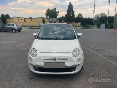 Usata Fiat 500 75 CV (55 kW) 2008 Bianco Utilitaria