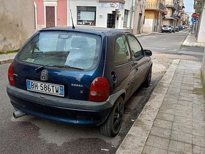 Usata Opel Corsa 2000 Blu Berlina