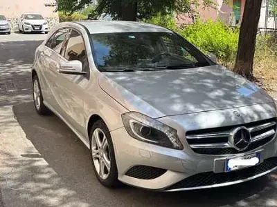 Usata Mercedes A180 109 CV (80 kW) 2013 Utilitaria