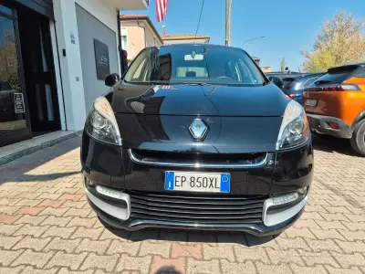 Usata Renault Scénic III XMOD 110 CV (80 kW) 2013 Nero Monovolume
