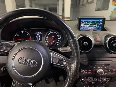 Usata Audi A1 105 CV (77 kW) 2014 Nero Utilitaria