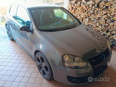Usata VW Golf V GTI 200 CV (147 kW) 2007 Grigio Berlina