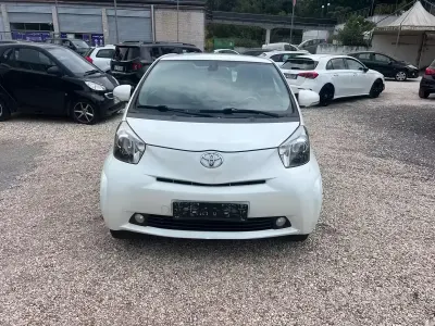 Usata Toyota iQ Sol 98 CV (72 kW) 2009 Bianco Utilitaria