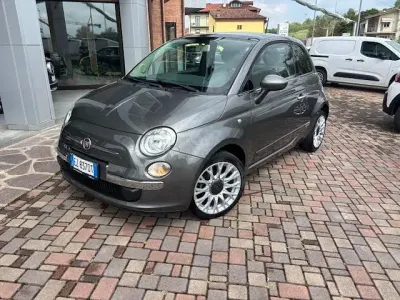 Käytetty Fiat 500 Lounge 69 HP (50 kW) 2015 Harmaa Viistoperä