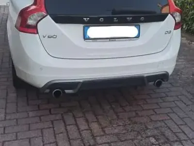 Usata Volvo V60 R-Design 163 CV (119 kW) 2011 Station wagon