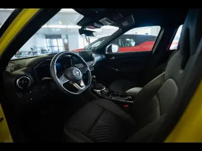 Usata Nissan Juke Tekna 114 CV (83 kW) 2024 Grigio chiaro SUV