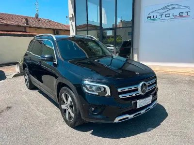 Usata Mercedes GLB200 Business 150 CV (110 kW) 2020 Nero SUV