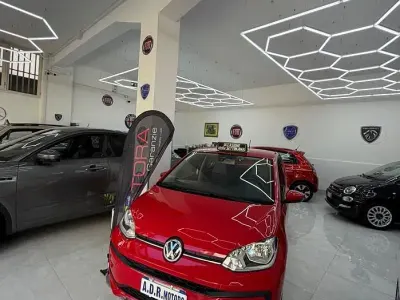 Usata VW up! 68 CV (50 kW) 2018 Rosso Utilitaria