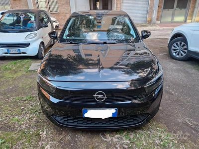 Usata Opel Corsa 100 CV (73 kW) 2024 Nero Utilitaria